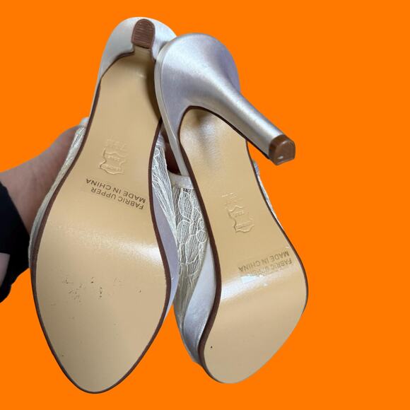 90's vintage ivory satin floral lace y2k slingback heels US Size 7.5 bridal - Picture 5 of 6